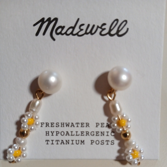 ❤️Madewell❤️Cultured Pearl Daisy Linear Drop Earrings🌼 - Picture 2 of 4